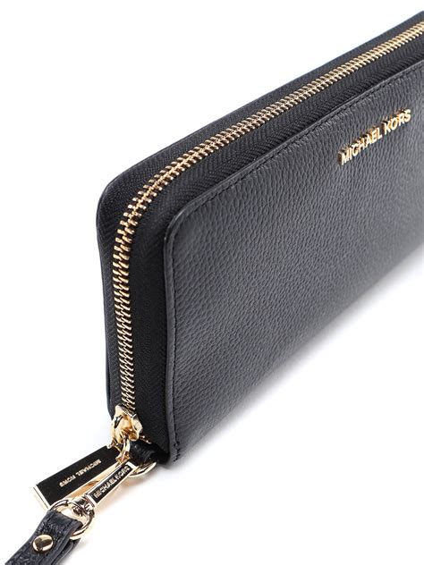 michael kors jet set travel continental wallet